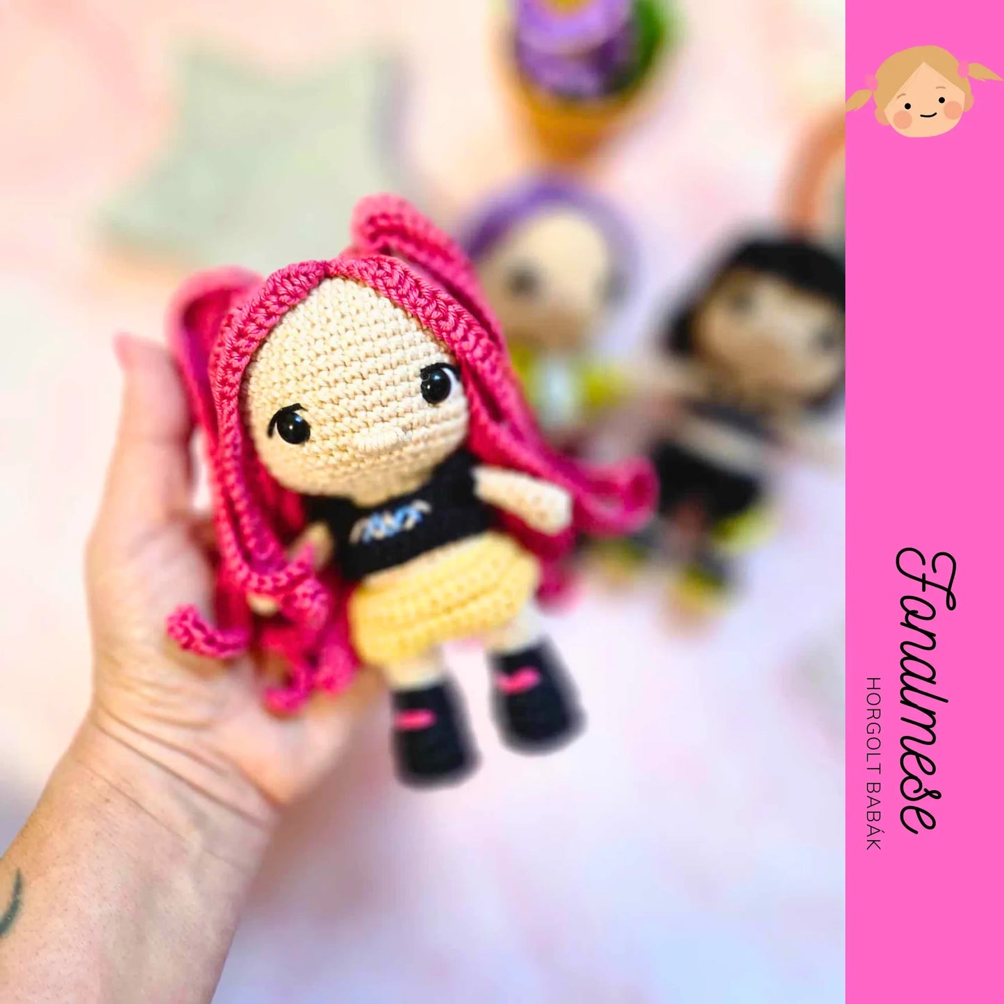 Mini Mira - horgolt baba